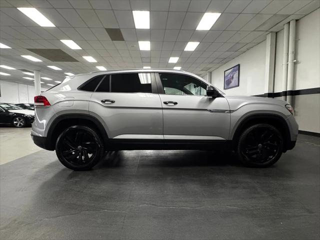 2022 Volkswagen Atlas Cross Sport 3.6L V6 SE w/Technology