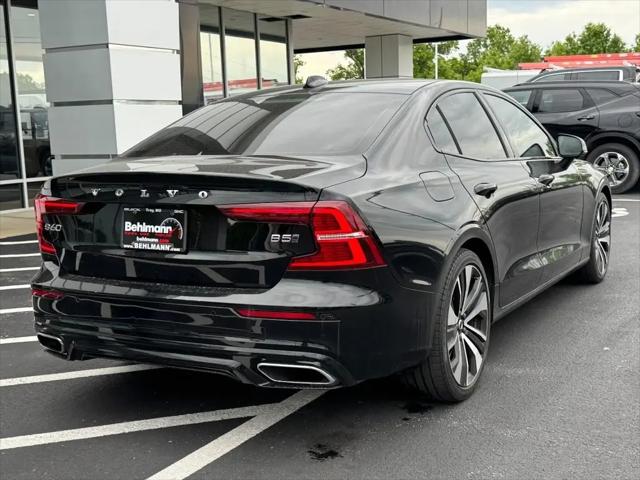 2022 Volvo S60 B5 Momentum