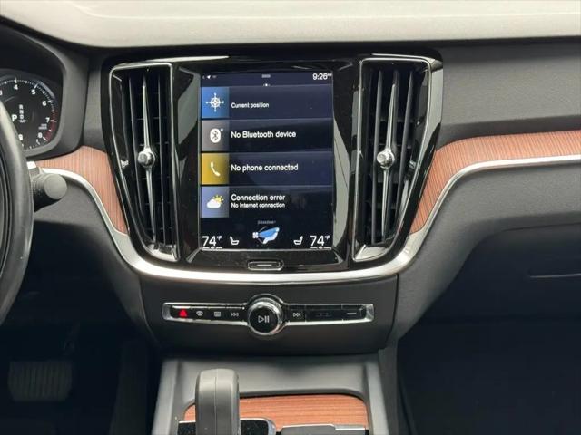 2022 Volvo S60 B5 Momentum