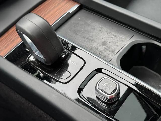 2022 Volvo S60 B5 Momentum