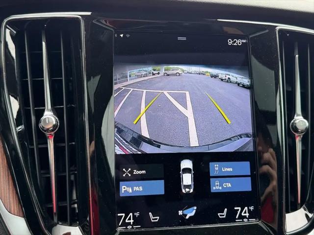 2022 Volvo S60 B5 Momentum