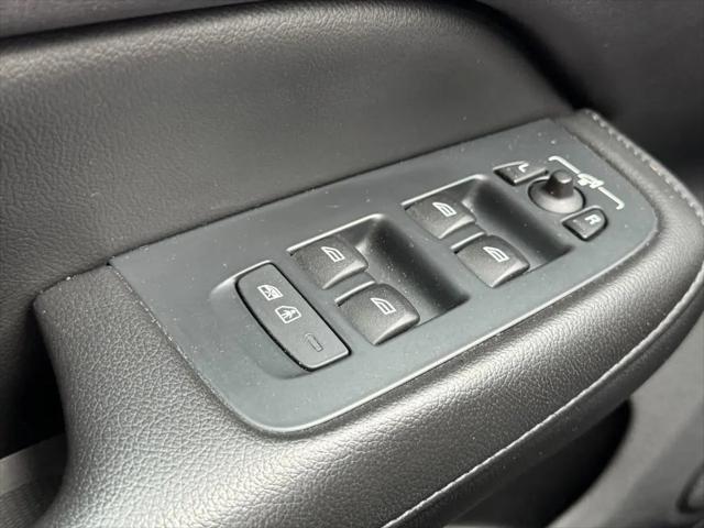 2022 Volvo S60 B5 Momentum