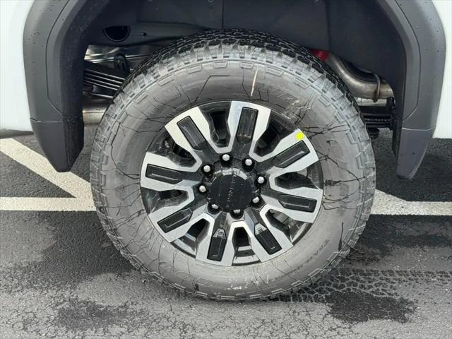 2026 GMC Sierra 2500HD Crew Cab, Standard Bed, Denali Ultimate, 4WD