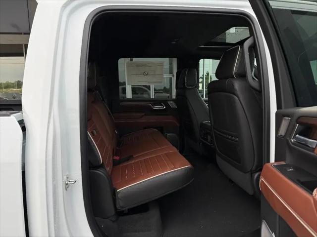 2026 GMC Sierra 2500HD Crew Cab, Standard Bed, Denali Ultimate, 4WD