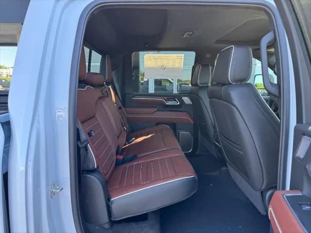 2026 GMC Sierra 2500HD Crew Cab, Standard Bed, Denali Ultimate, 4WD