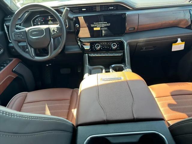 2026 GMC Sierra 2500HD Crew Cab, Standard Bed, Denali Ultimate, 4WD