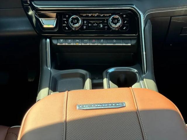 2026 GMC Sierra 2500HD Crew Cab, Standard Bed, Denali Ultimate, 4WD