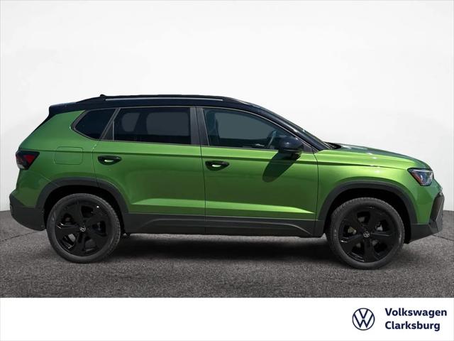 2026 Volkswagen Taos SE Black