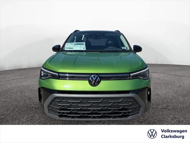 2026 Volkswagen Taos SE Black