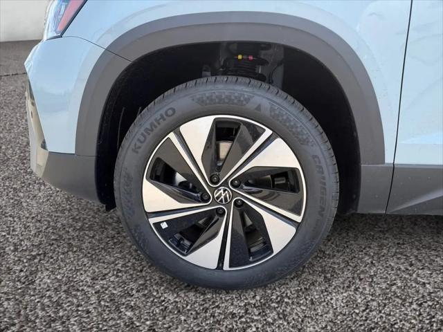 2026 Volkswagen Taos SE