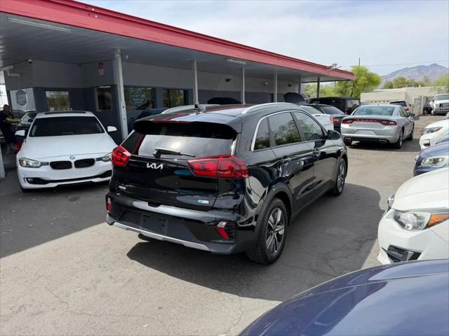 2022 Kia Niro LXS SE