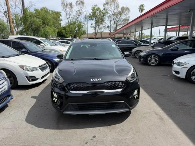 2022 Kia Niro LXS SE