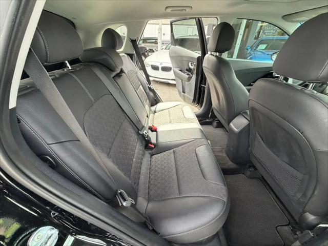 2022 Kia Niro LXS SE