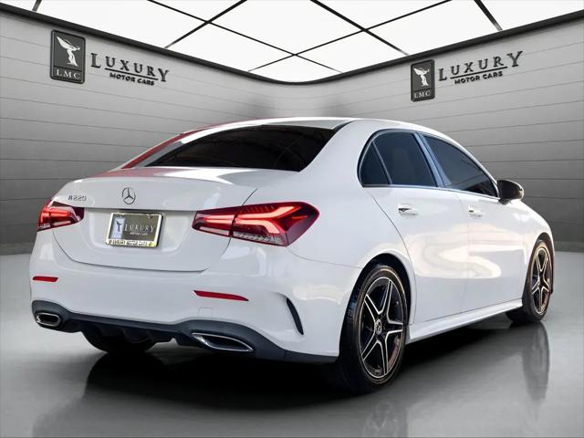 2021 Mercedes-Benz A 220 A 220