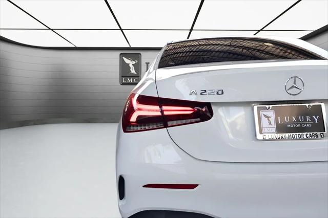 2021 Mercedes-Benz A 220 A 220