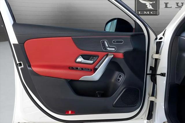 2021 Mercedes-Benz A 220 A 220