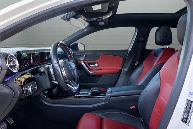 2021 Mercedes-Benz A 220 A 220