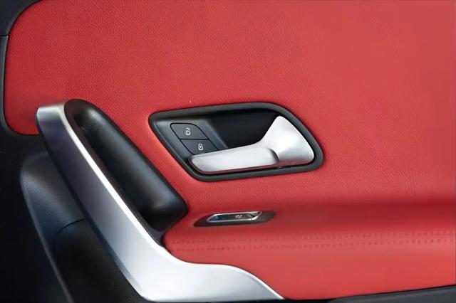 2021 Mercedes-Benz A 220 A 220