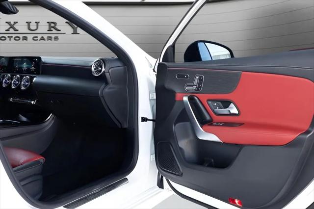 2021 Mercedes-Benz A 220 A 220