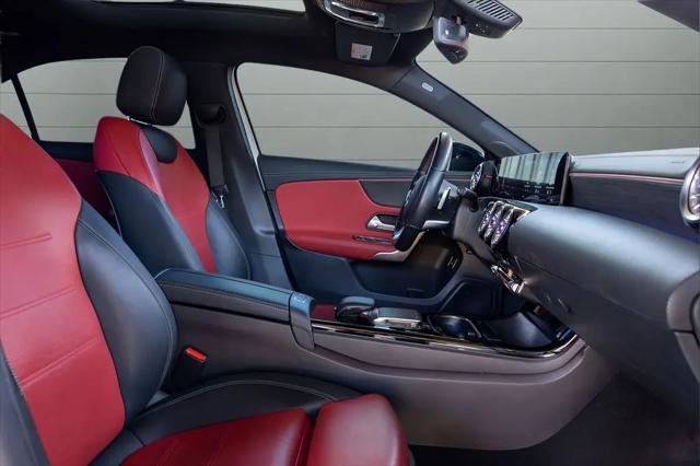 2021 Mercedes-Benz A 220 A 220