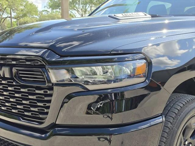 2026 Ram 1500 Express Crew Cab 4x4 57 Box