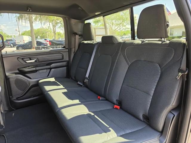 2026 Ram 1500 Express Crew Cab 4x4 57 Box