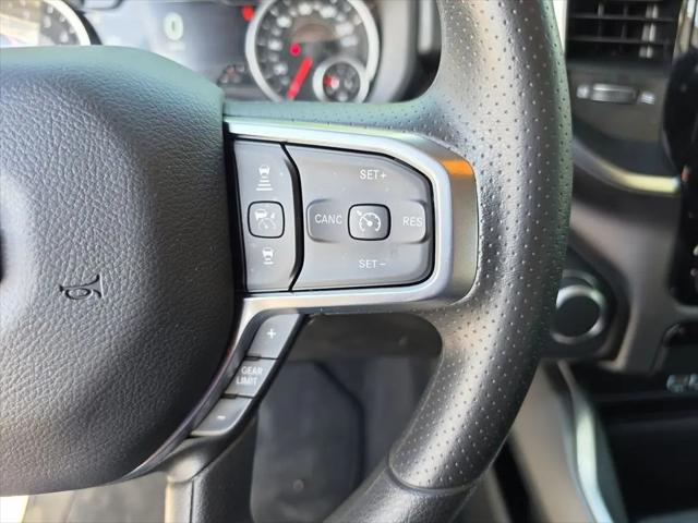 2026 Ram 1500 Express Crew Cab 4x4 57 Box