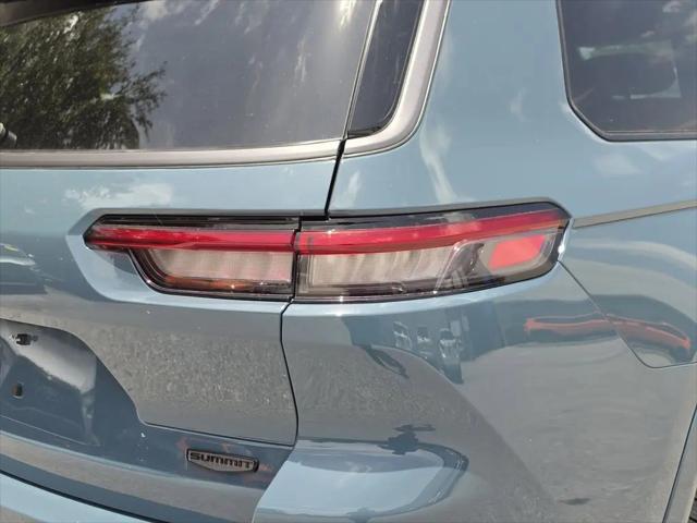 2026 Jeep Grand Cherokee L Summit 4x4