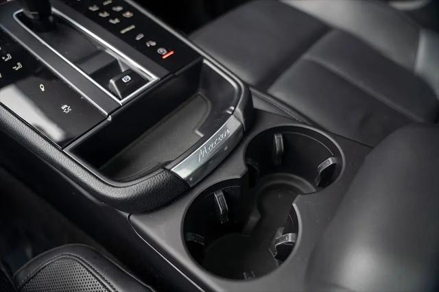 2023 Porsche Macan T