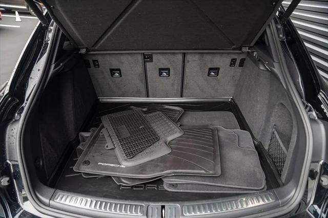 2023 Porsche Macan T
