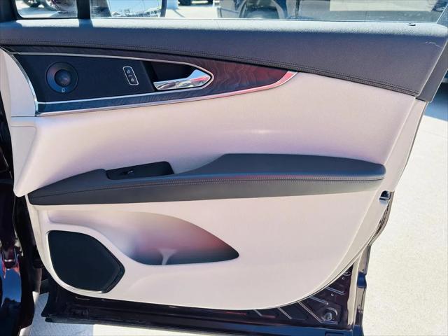 2020 Lincoln Nautilus Reserve
