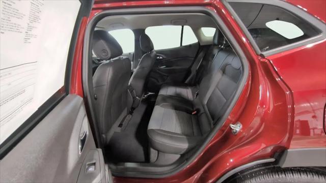 2025 Chevrolet Trax FWD LT