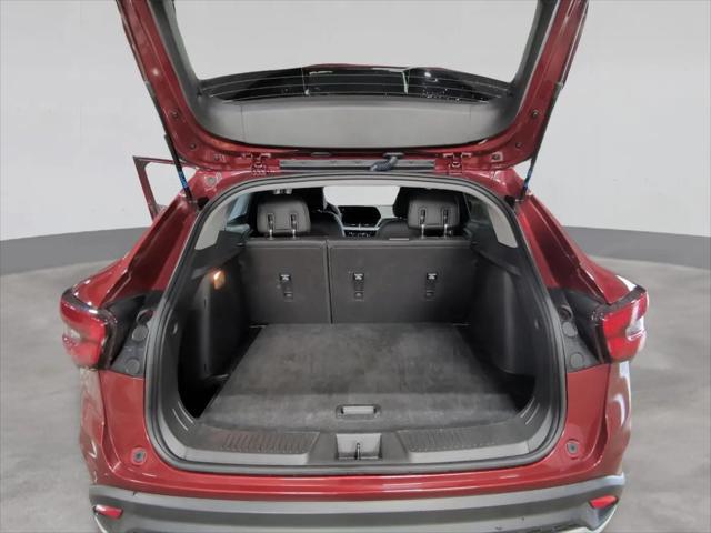 2025 Chevrolet Trax FWD LT