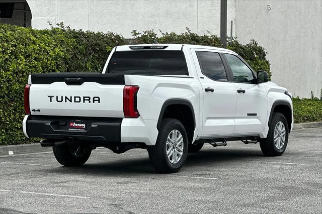 2026 Toyota Tundra SR5 CrewMax 5.5' Bed
