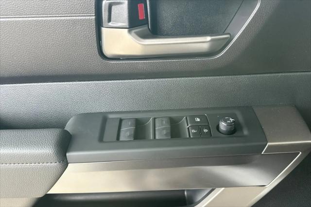 2026 Toyota Tundra SR5 CrewMax 5.5' Bed