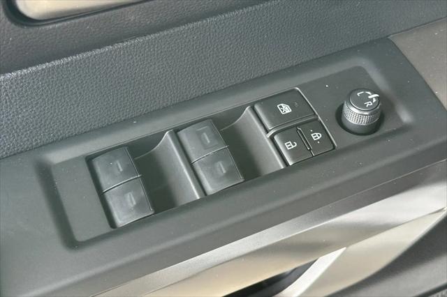 2026 Toyota Tundra SR5 CrewMax 5.5' Bed