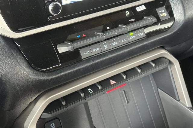 2026 Toyota Tundra SR5 CrewMax 5.5' Bed