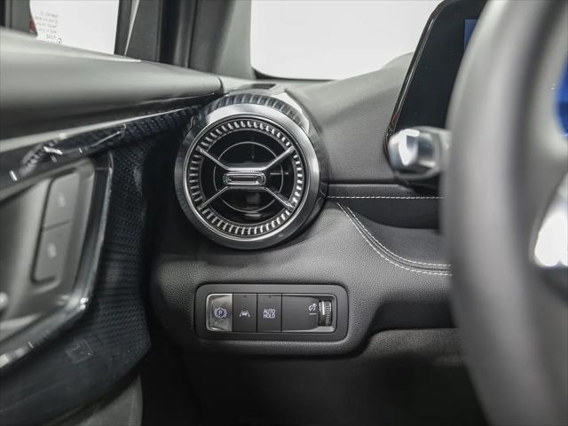 2024 Chevrolet V Blazer eAWD 2LT