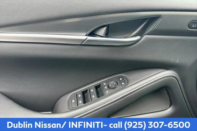 2027 INFINITI QX60 PURE