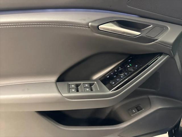 2027 Audi Q6 e-tron Premium quattro