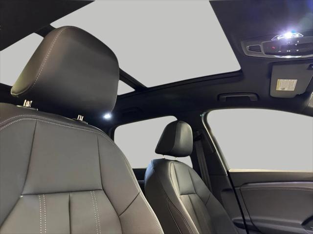 2027 Audi Q6 e-tron Premium quattro