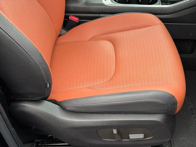 2025 Kia Carnival MPV SX Prestige