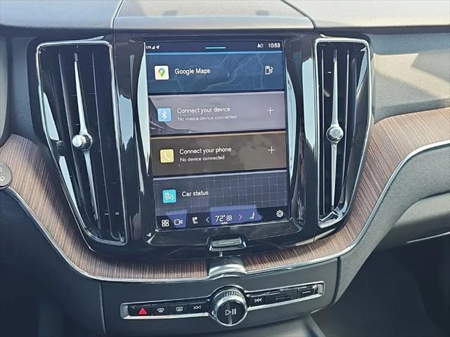2023 Volvo XC60 B5 Plus Dark Theme