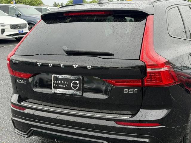 2023 Volvo XC60 B5 Plus Dark Theme