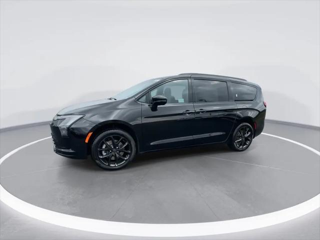 2027 Chrysler Pacifica Limited
