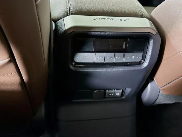 2025 Toyota Land Cruiser Base
