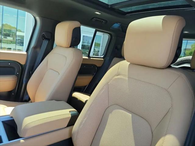 2026 Land Rover Defender P400 X-Dynamic SE