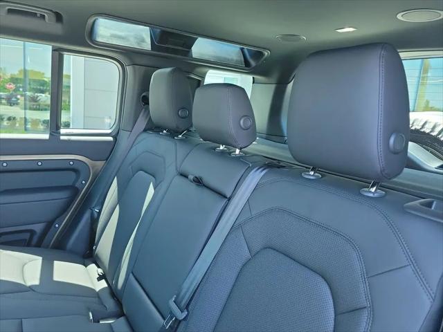 2026 Land Rover Defender P400 X-Dynamic SE