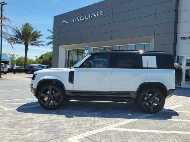 2026 Land Rover Defender P400 X-Dynamic SE