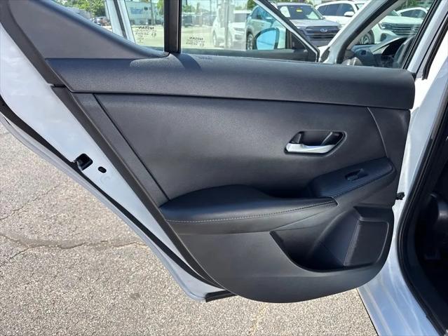 2022 Nissan Sentra SV Xtronic CVT